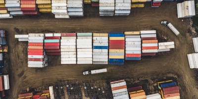 Mounting Secrets and ConfigMaps in a preexistent folder without deleting the folder's contents